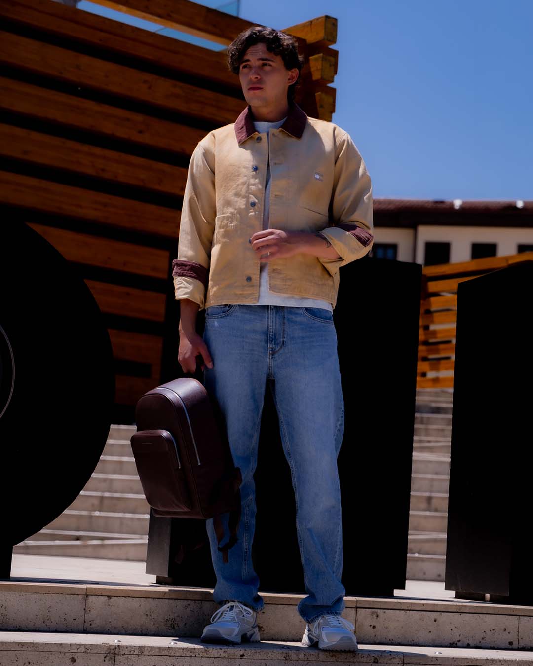 REGULAR FIT JEAN