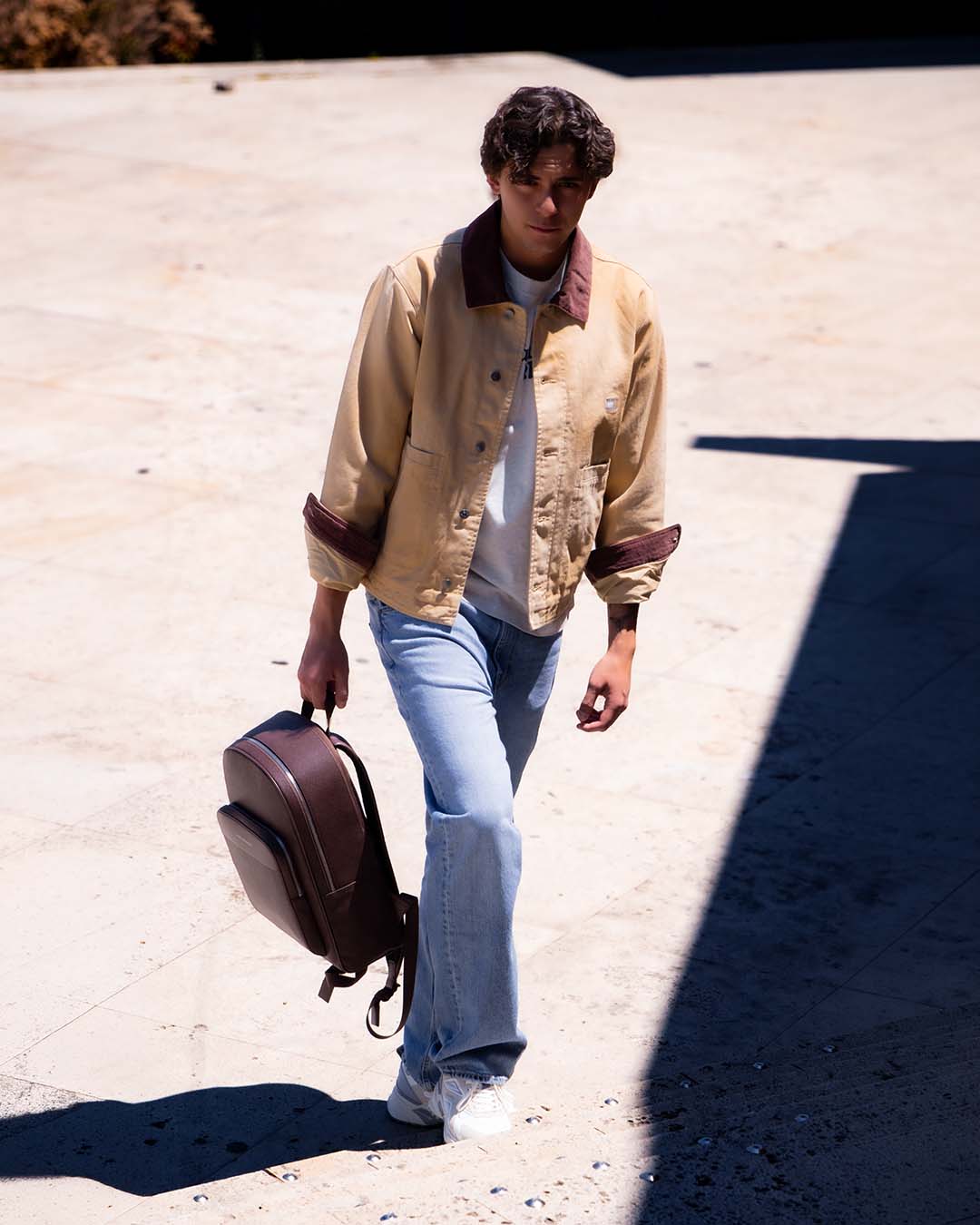 REGULAR FIT JEAN